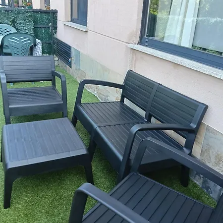 Pelicanos Apartman *